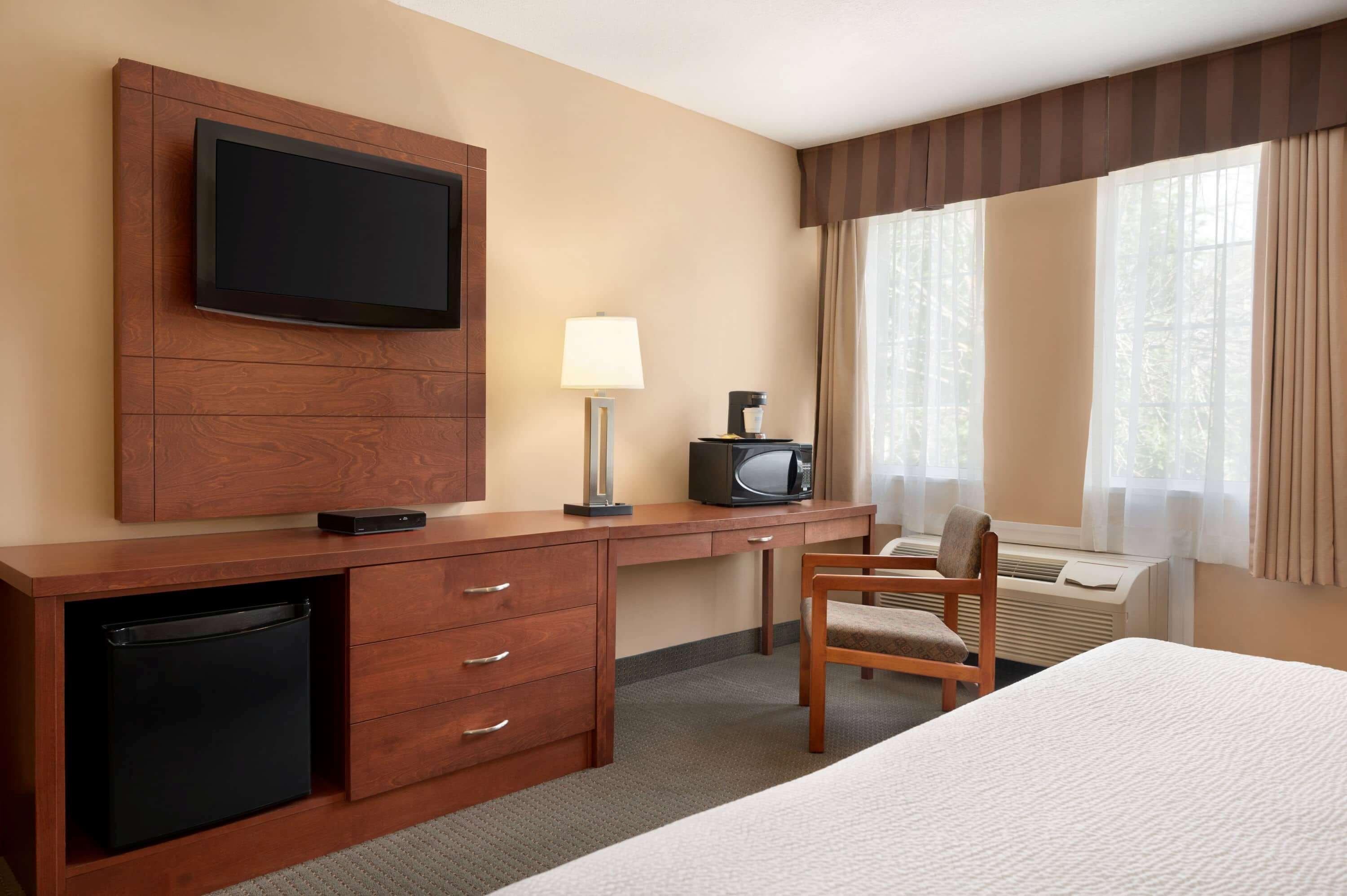 Days Inn By Wyndham Guelph Exteriör bild