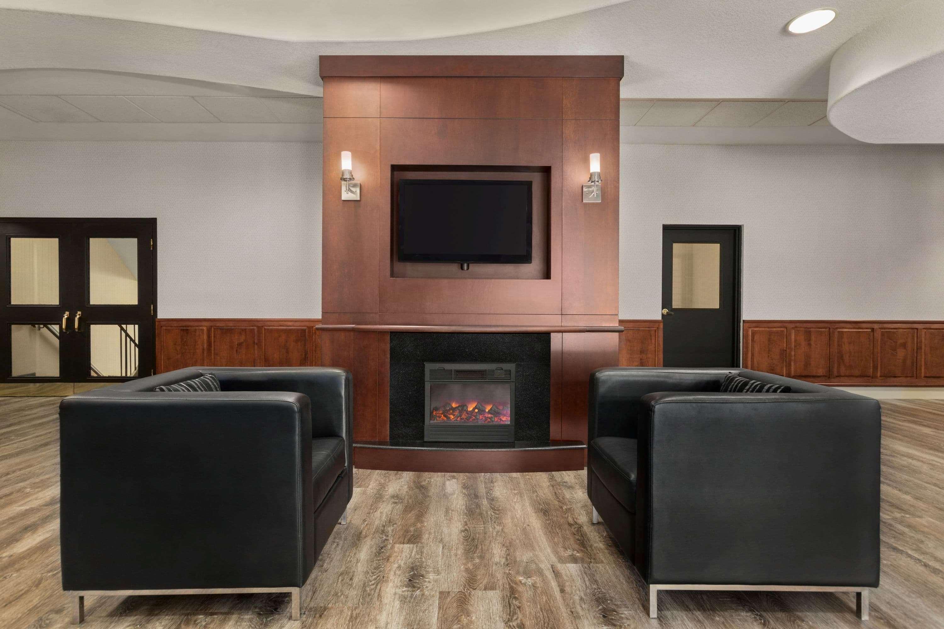 Days Inn By Wyndham Guelph Exteriör bild