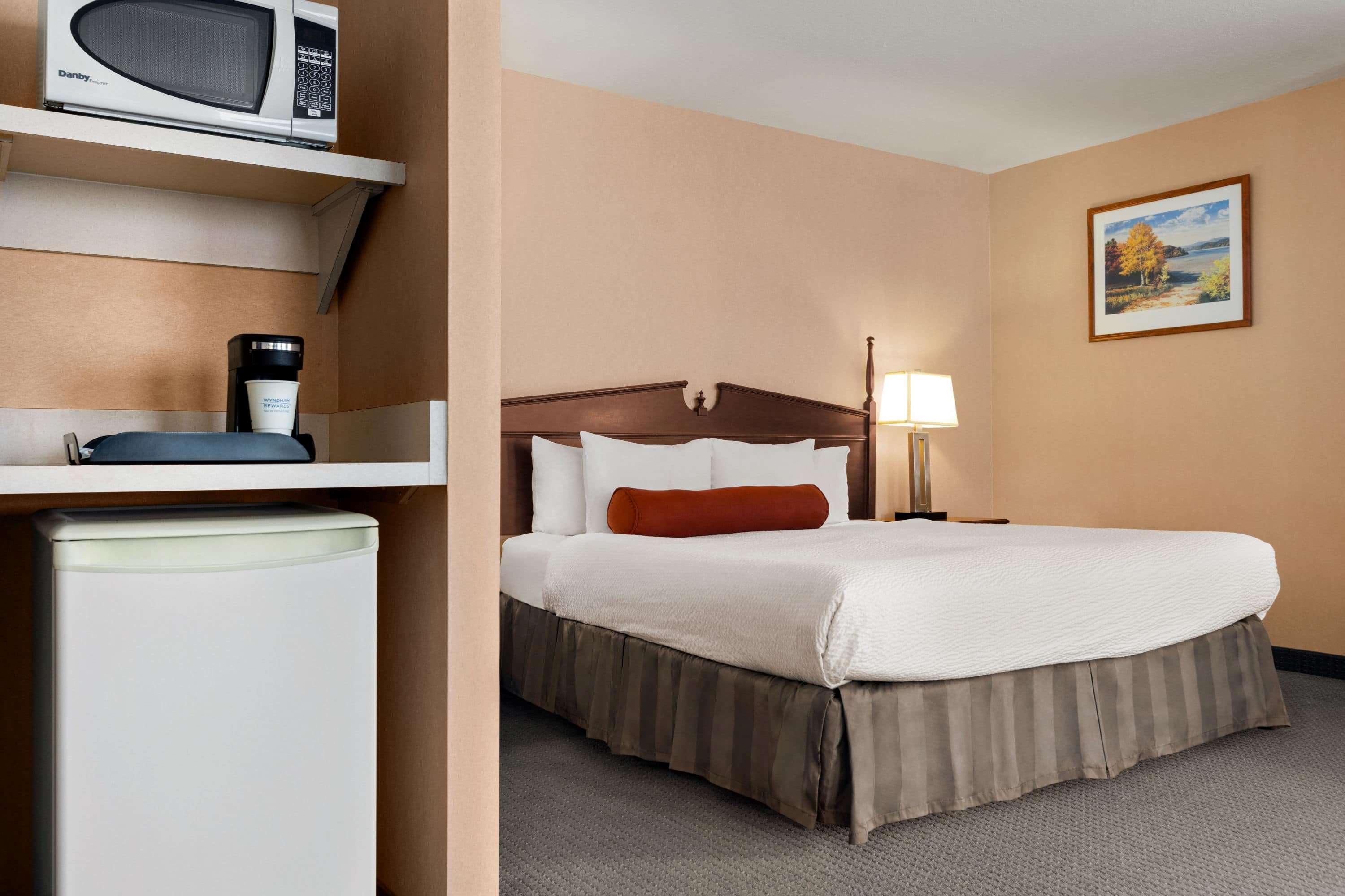 Days Inn By Wyndham Guelph Exteriör bild